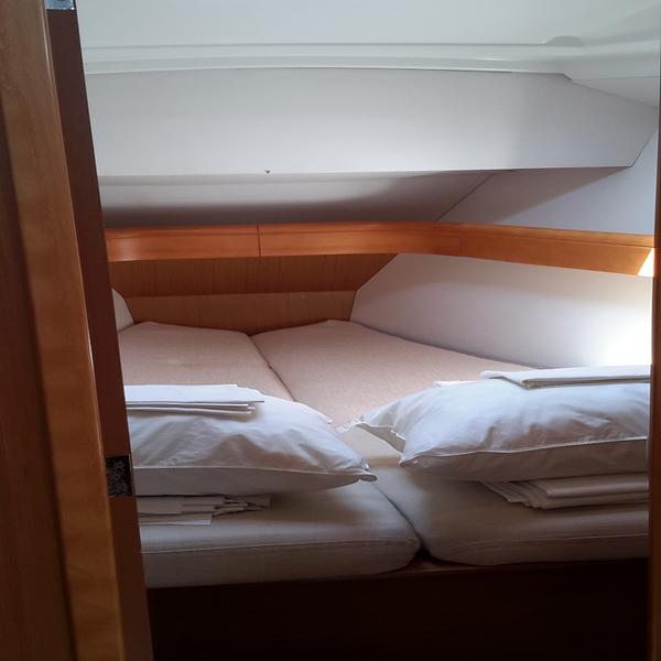 Book yachts online - sailboat - Sun Odyssey 36i - Bolero - rent