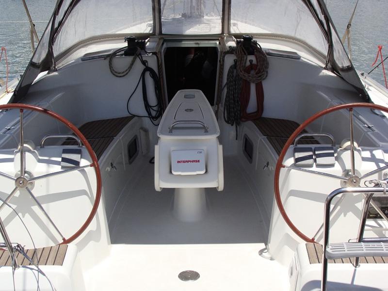 Book yachts online - sailboat - Cyclades 43.4 - Too Lucky - rent