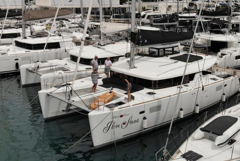 Book yachts online - catamaran - Lagoon 450 Sport - I Love Anna (Generator) - rent