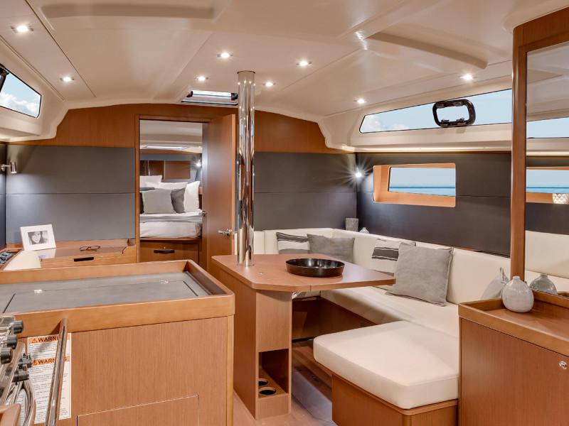 Book yachts online - sailboat - Oceanis 41.1 - FIRST - rent