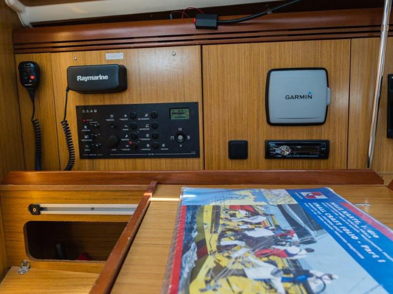 Book yachts online - sailboat - Sun Odyssey 36 i - Balvanida - rent