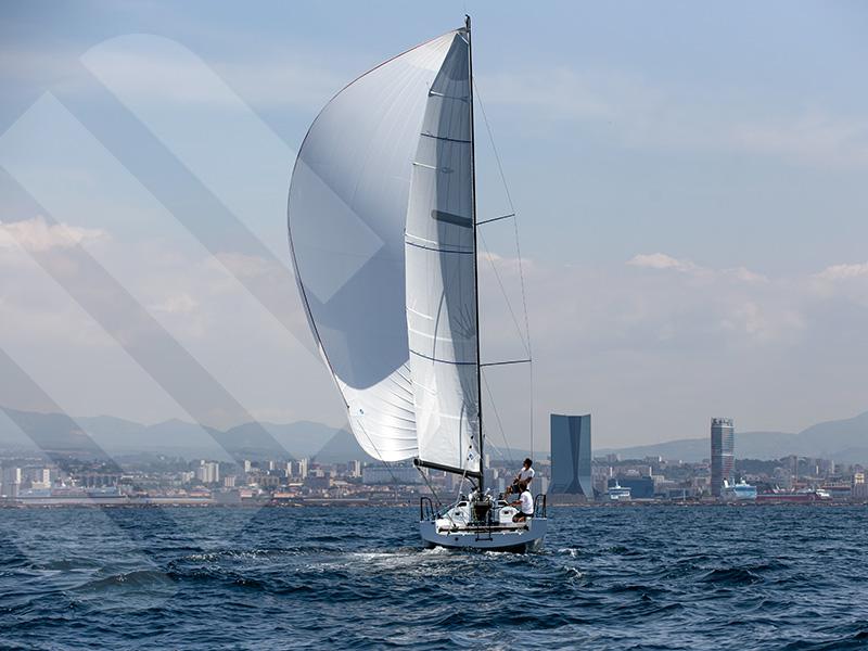Book yachts online - sailboat - MMW 33 - Cipango - rent