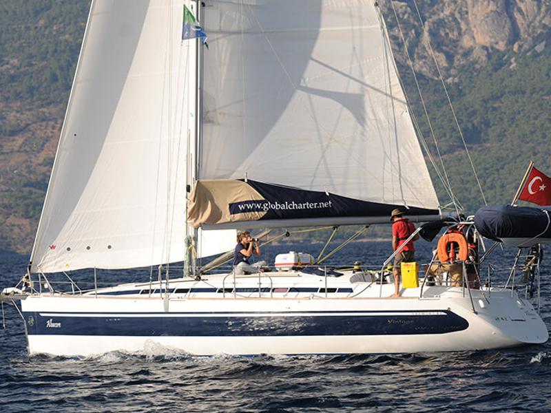 Book yachts online - sailboat - Harmony 42 - Barracuda - rent