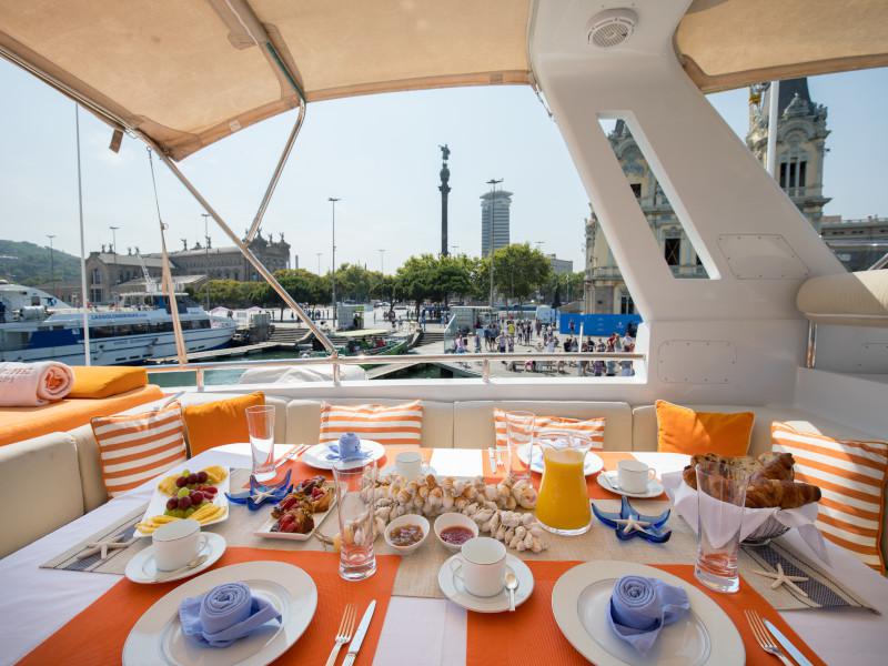 Book yachts online - motorboat - Heesen Yacht - Heartbeat of life - rent