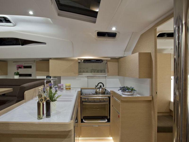 Book yachts online - sailboat - Elan Impression 50 - Friends - rent