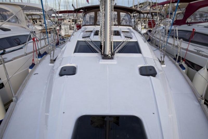 Book yachts online - sailboat - Elan Impression 40 - Fides - rent