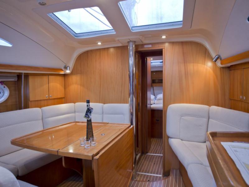 Book yachts online - sailboat - Elan 434 Impression - Didi - rent