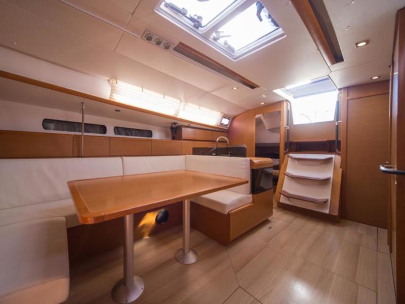 Book yachts online - sailboat - Sun Odyssey 439 - Tangreto - rent