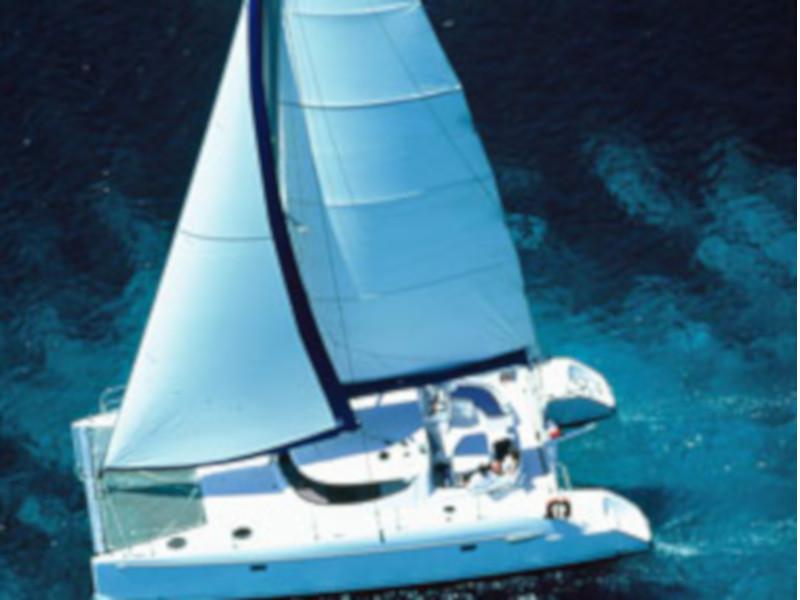 Book yachts online - catamaran - Lavezzi 40 - Kerylos 2 - rent