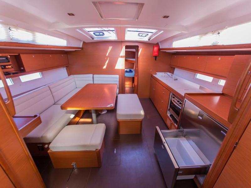 Book yachts online - sailboat - Dufour 460 Grand Large - Erasmus - rent