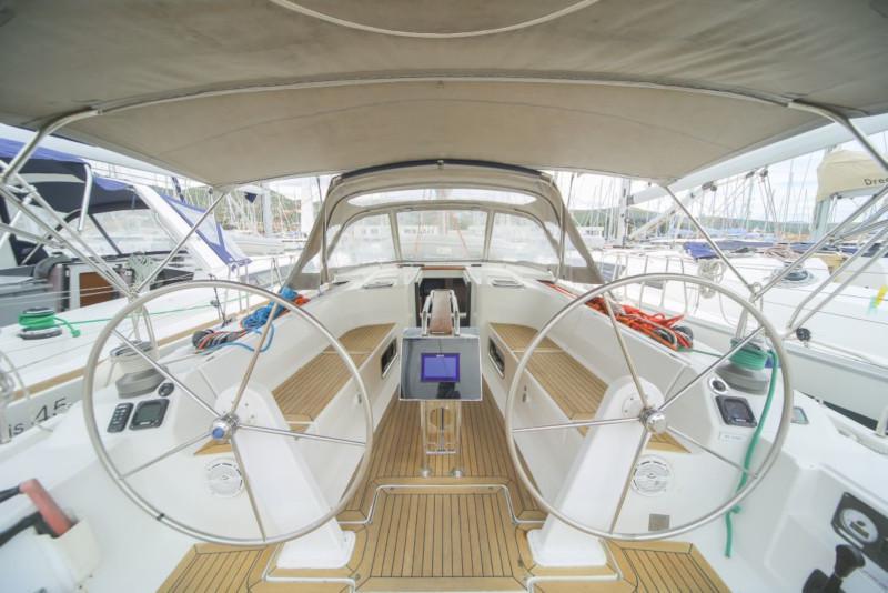 Book yachts online - sailboat - Hanse 445 - Midi Etoile - rent