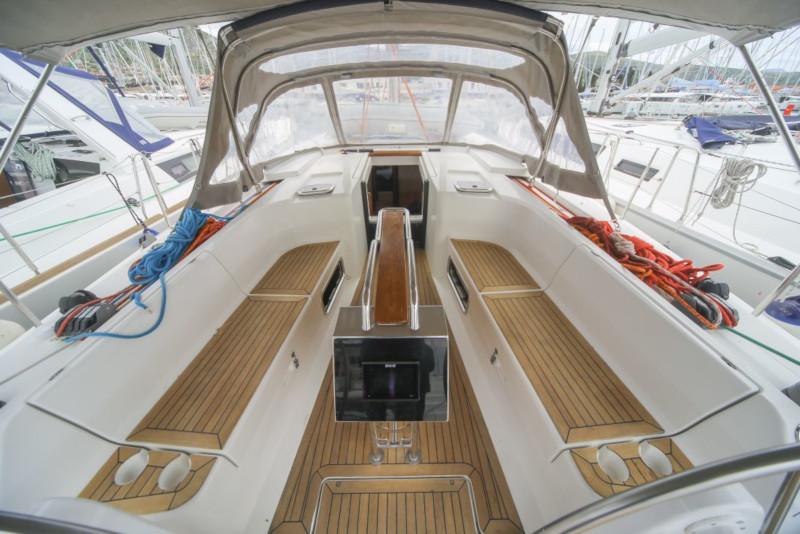 Book yachts online - sailboat - Hanse 445 - Midi Etoile - rent