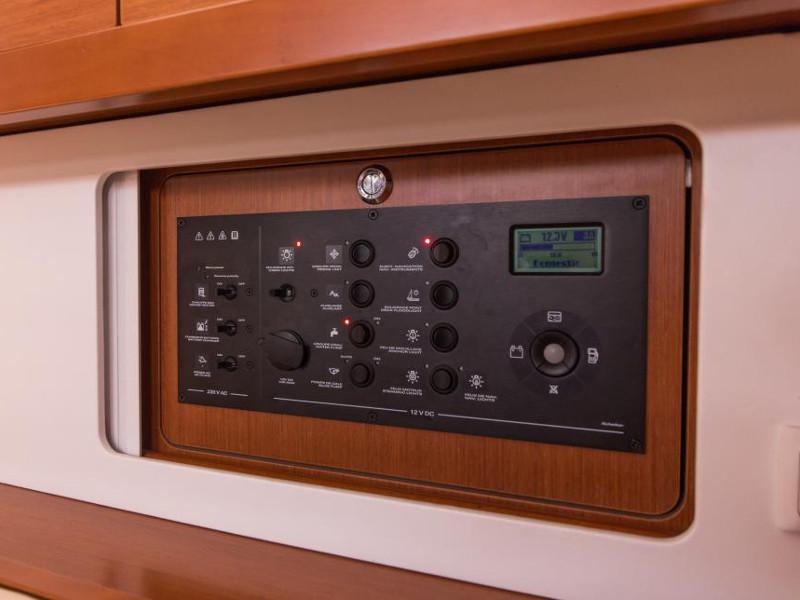 Book yachts online - sailboat - Oceanis 41 - Zlarin - rent