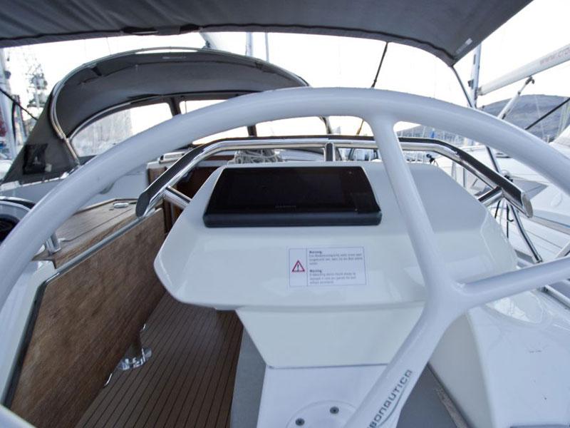 Book yachts online - sailboat - Bavaria Cruiser 46 (9) - Grey Sky - rent