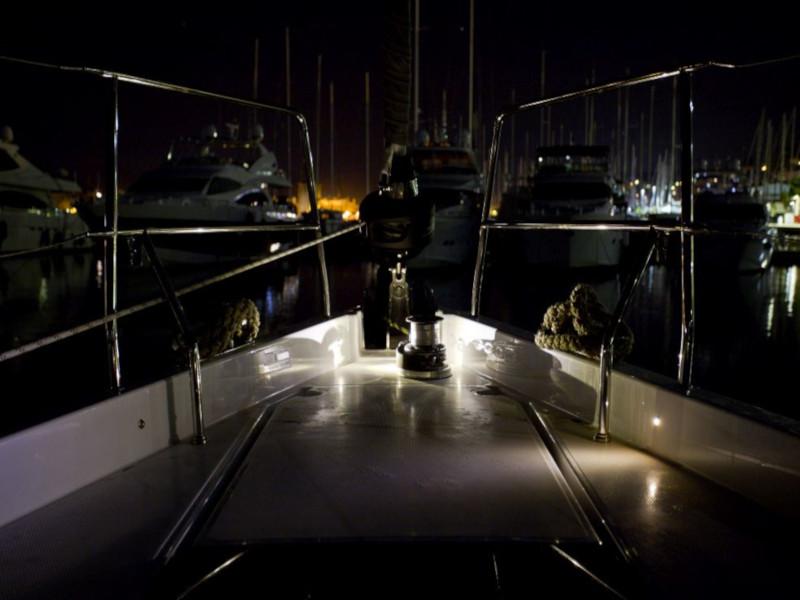 Book yachts online - sailboat - Hanse 588 - White Pearl - rent