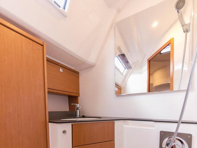 Book yachts online - sailboat - Bavaria Cruiser 46 - Curradi - rent