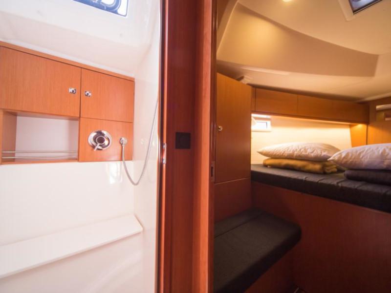 Book yachts online - sailboat - Bavaria Cruiser 46 - Chimenti - rent