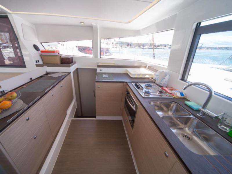 Book yachts online - catamaran - Bali 4.3 - Nougaro - rent