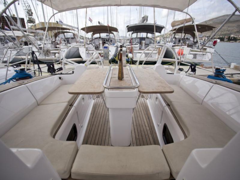 Book yachts online - sailboat - Elan Impression 45 - Midnight - rent
