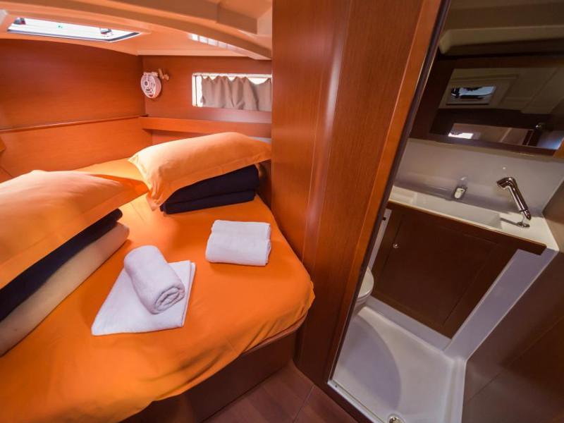 Book yachts online - sailboat - Oceanis 41.1 - Anscombe - rent