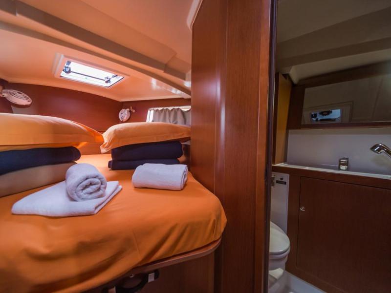 Book yachts online - sailboat - Oceanis 41.1 - Anscombe - rent