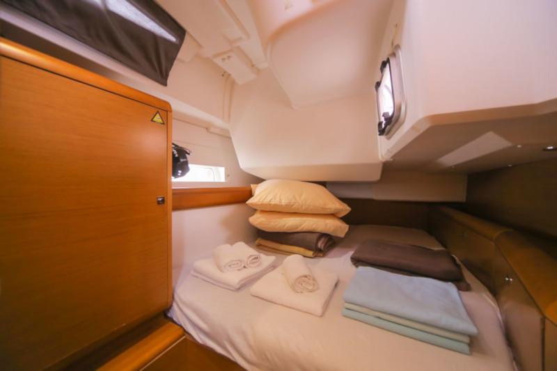 Book yachts online - sailboat - Sun Odyssey 469 - Pythagoras - rent