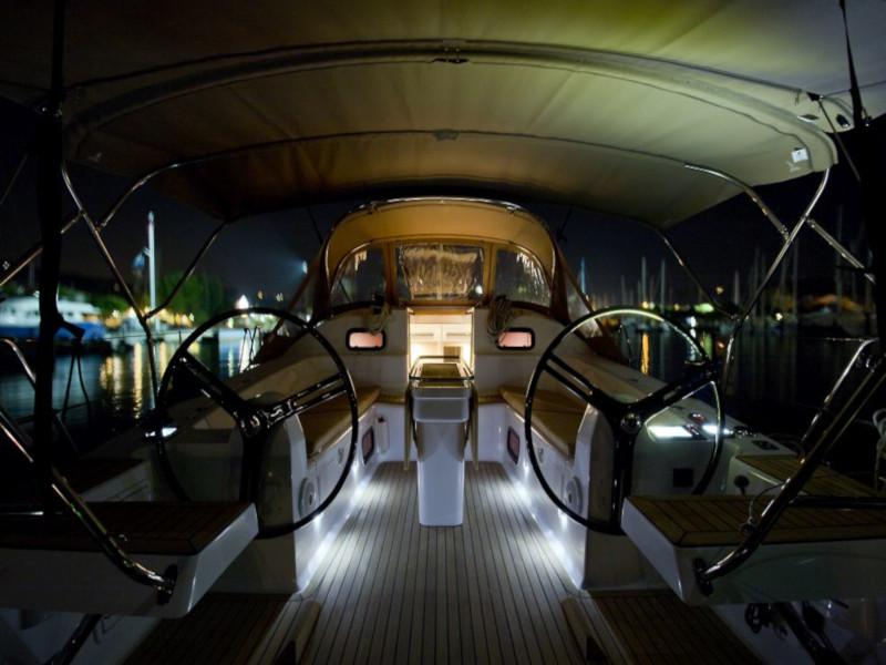 Book yachts online - sailboat - Elan Impression 45 - Skyfall - rent