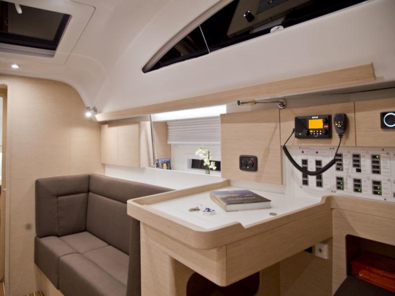 Book yachts online - sailboat - Elan Impression 45 - Skyfall - rent