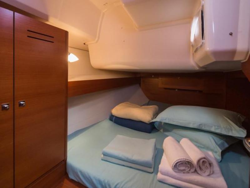 Book yachts online - sailboat - Dufour 382 Grand Large - Dardanus - rent