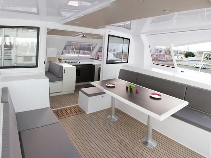 Book yachts online - catamaran - Nautitech Open 40 - Sea Garden - rent