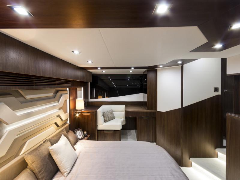 Book yachts online - motorboat - Galeon 500 Fly - Barbara - rent