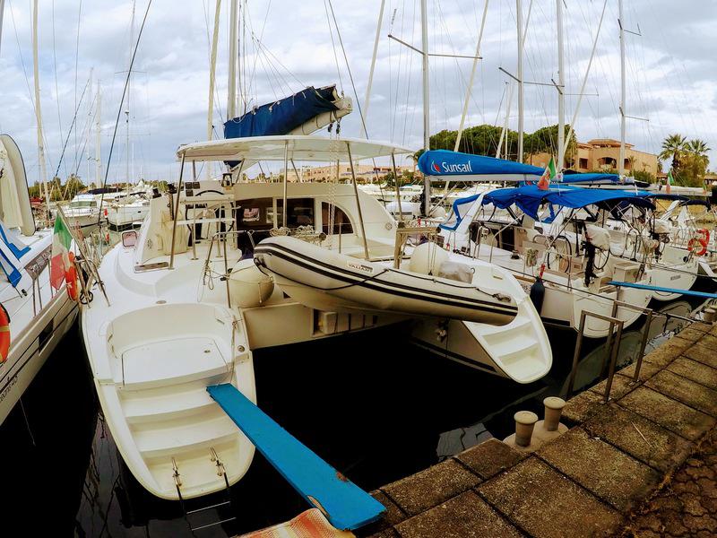 Book yachts online - catamaran - Lagoon 380 - Dattilo - rent