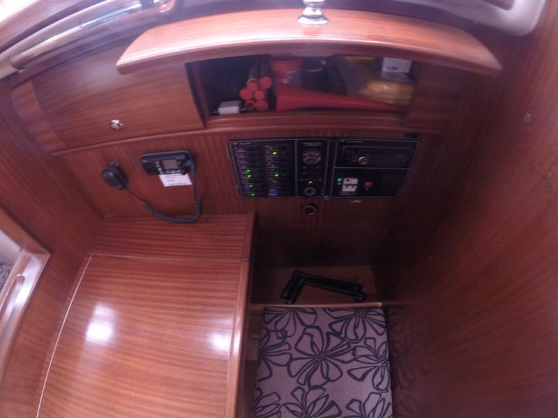 Book yachts online - sailboat - Bavaria 44 - Dišpet - sails 2019/solar panels - rent