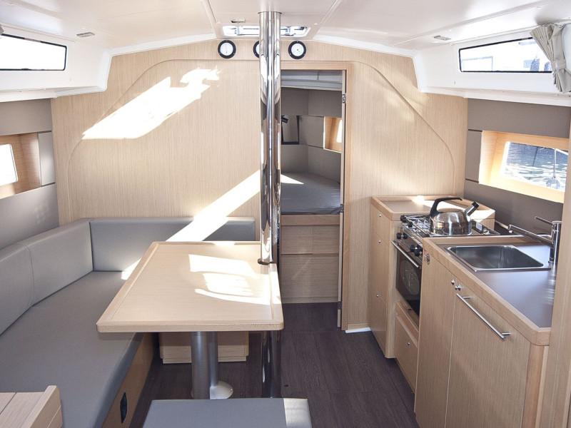 Book yachts online - sailboat - Oceanis 38 - Auxelle - rent