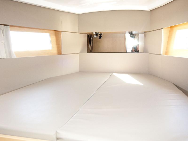 Book yachts online - sailboat - Oceanis 38 - Auxelle - rent
