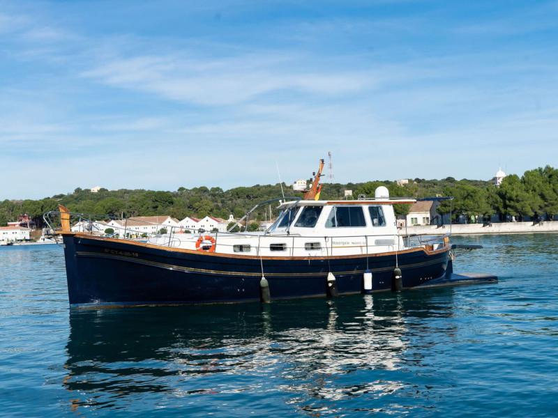 Book yachts online - motorboat - Menorquin 160 - Buccara X - rent
