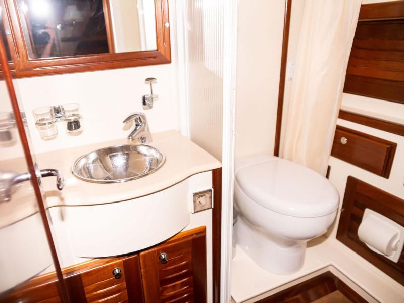 Book yachts online - motorboat - Menorquin 160 FLY LUX - Buccara VI - rent
