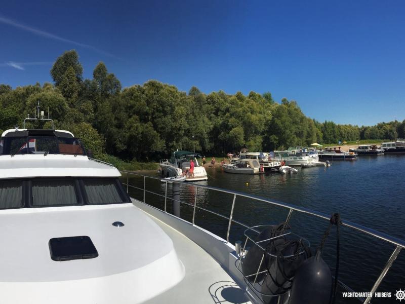 Book yachts online - motorboat - Pacific Allure 155 - Royal - rent