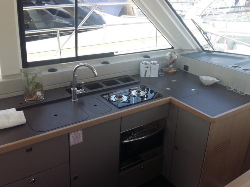 Book yachts online - motorboat - Bavaria E40 Fly - Danijela - rent
