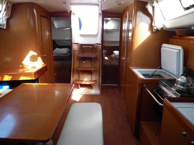 Book yachts online - sailboat - Oceanis 43 - Sifnos - rent