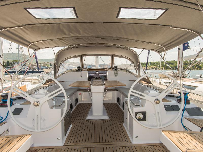 Book yachts online - sailboat - Elan 50 Impression - WIZARD - rent