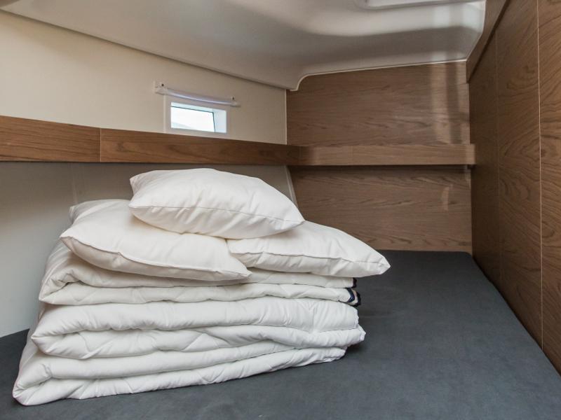 Book yachts online - sailboat - Elan 50 Impression - WIZARD - rent