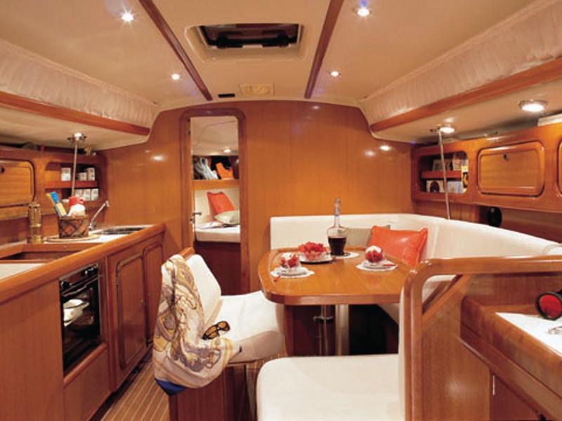 Book yachts online - sailboat - Grand Soleil 40 R - STRIBOR - rent