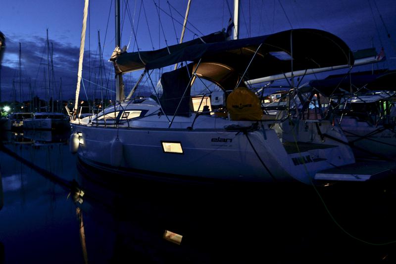 Book yachts online - sailboat - Elan 40 Impression - HULK - rent