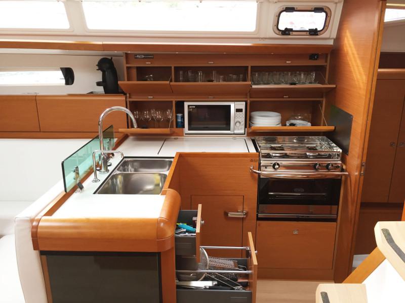 Book yachts online - sailboat - Sun Odyssey 449 - ELISSA - rent