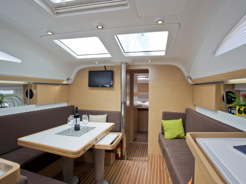 Book yachts online - sailboat - Elan 444 Impression - PAULA - rent