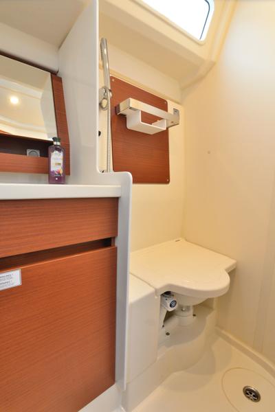 Book yachts online - sailboat - Hanse 388 - JOLANA - rent