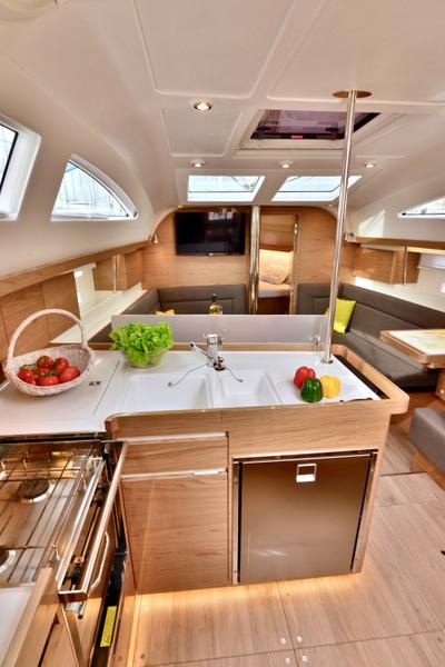 Book yachts online - sailboat - Elan 40 Impression - THOR - rent