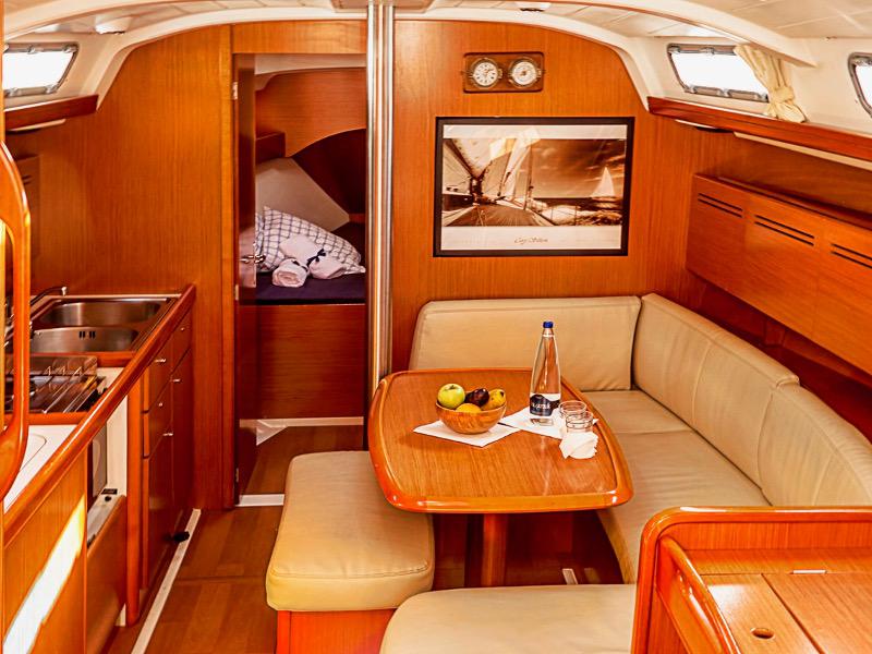 Book yachts online - sailboat - Cyclades 39.3 - Spicy - rent