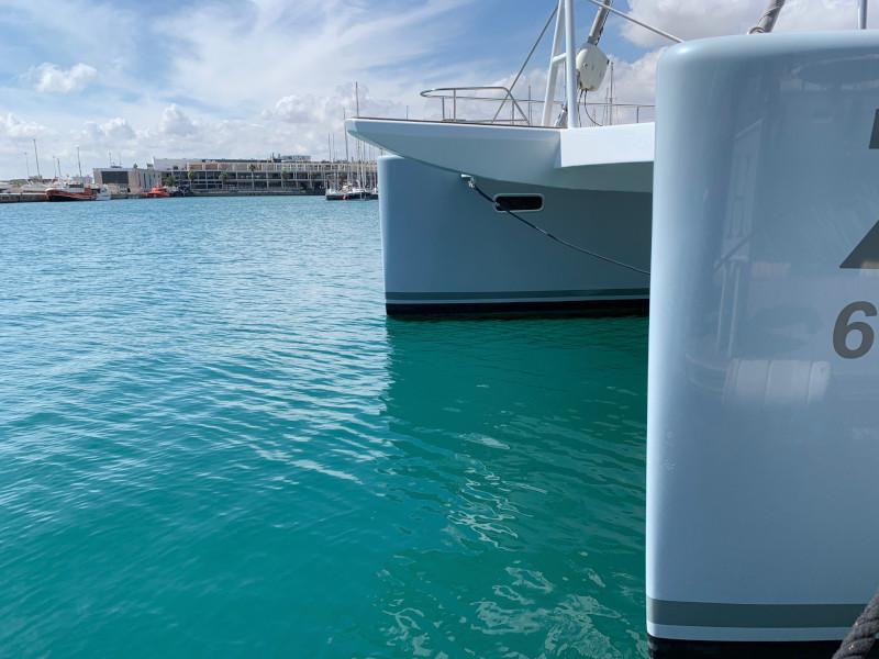Book yachts online - catamaran - Sunreef 62 - Zimit - rent